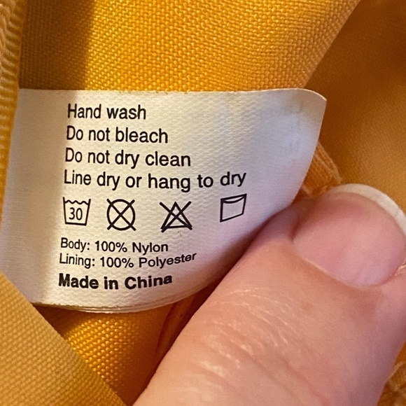 BAGGALLINI Bag Special Edition Prance Crossbody Burgundy Nylon Small - Picture 12 of 16